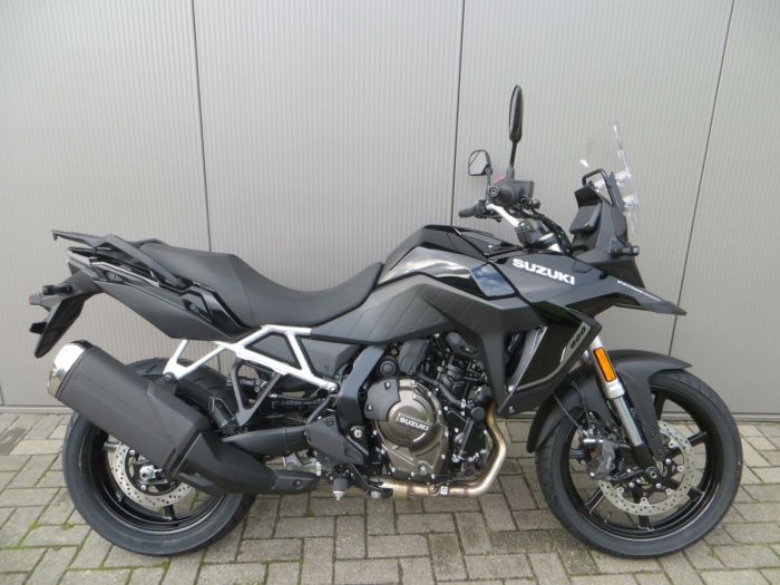 Suzuki main product photo