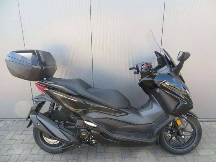 Honda main product photo
