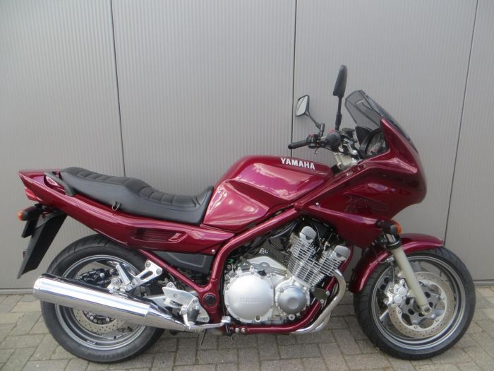 Yamaha main product photo